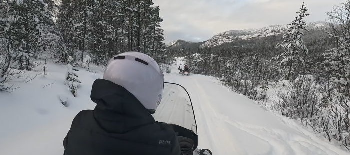 snowmobile-from-back-of-group